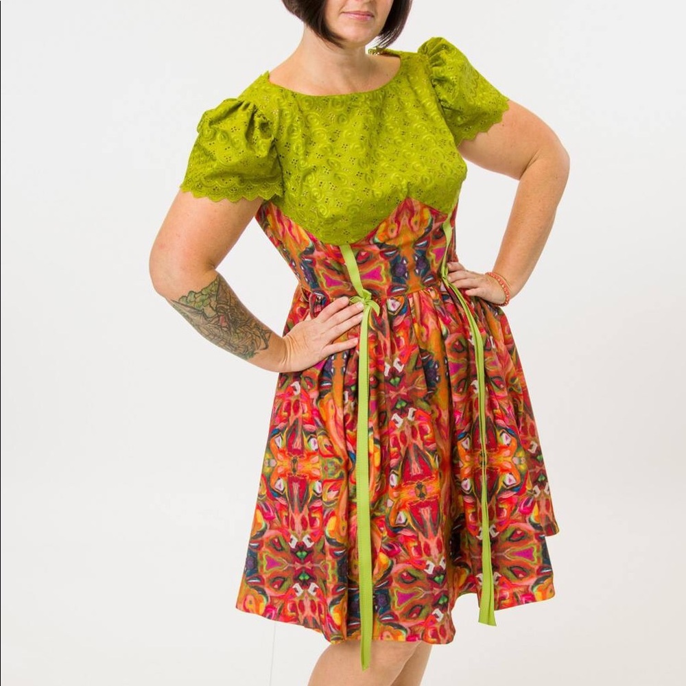 Retro-style, Eyelet Bodice, digital print Dress